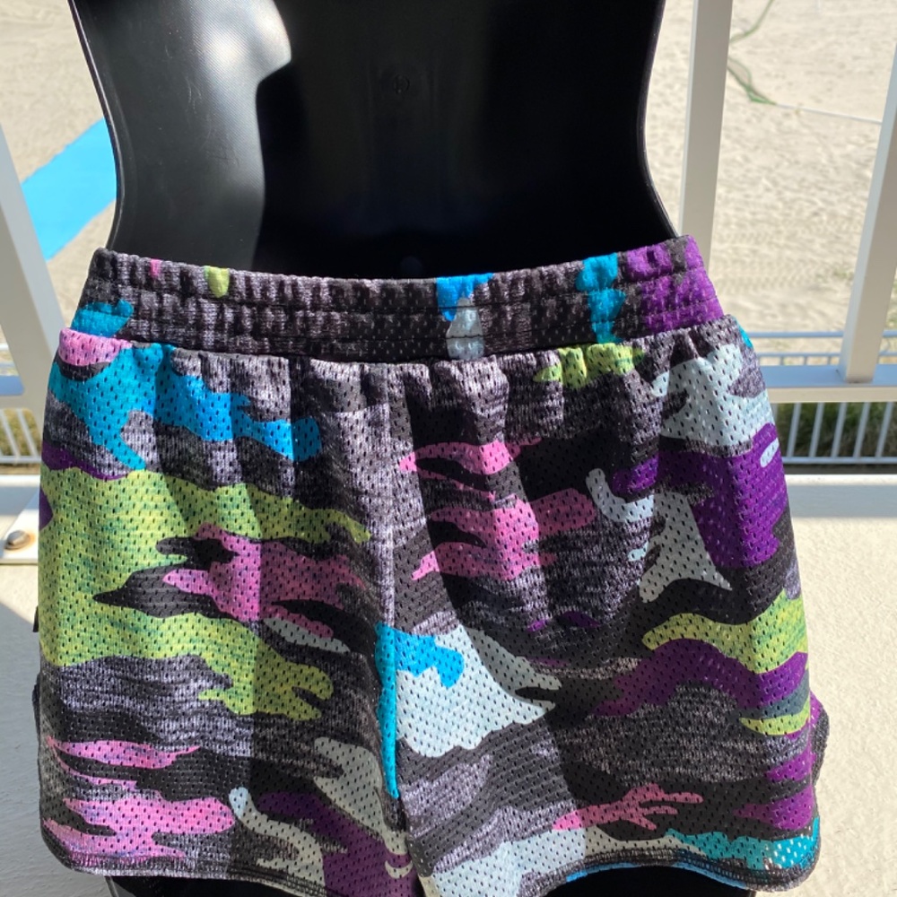 Terez Girls Mesh Shorts - Picture 8 of 9